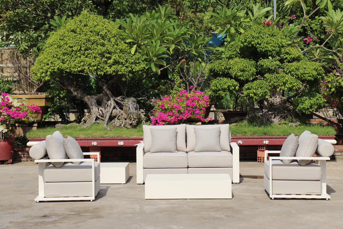 Executive 5 Piece Sofa Set: White Hampton Style with Industrial Aluminium Frame and Element-Resistant Fabric