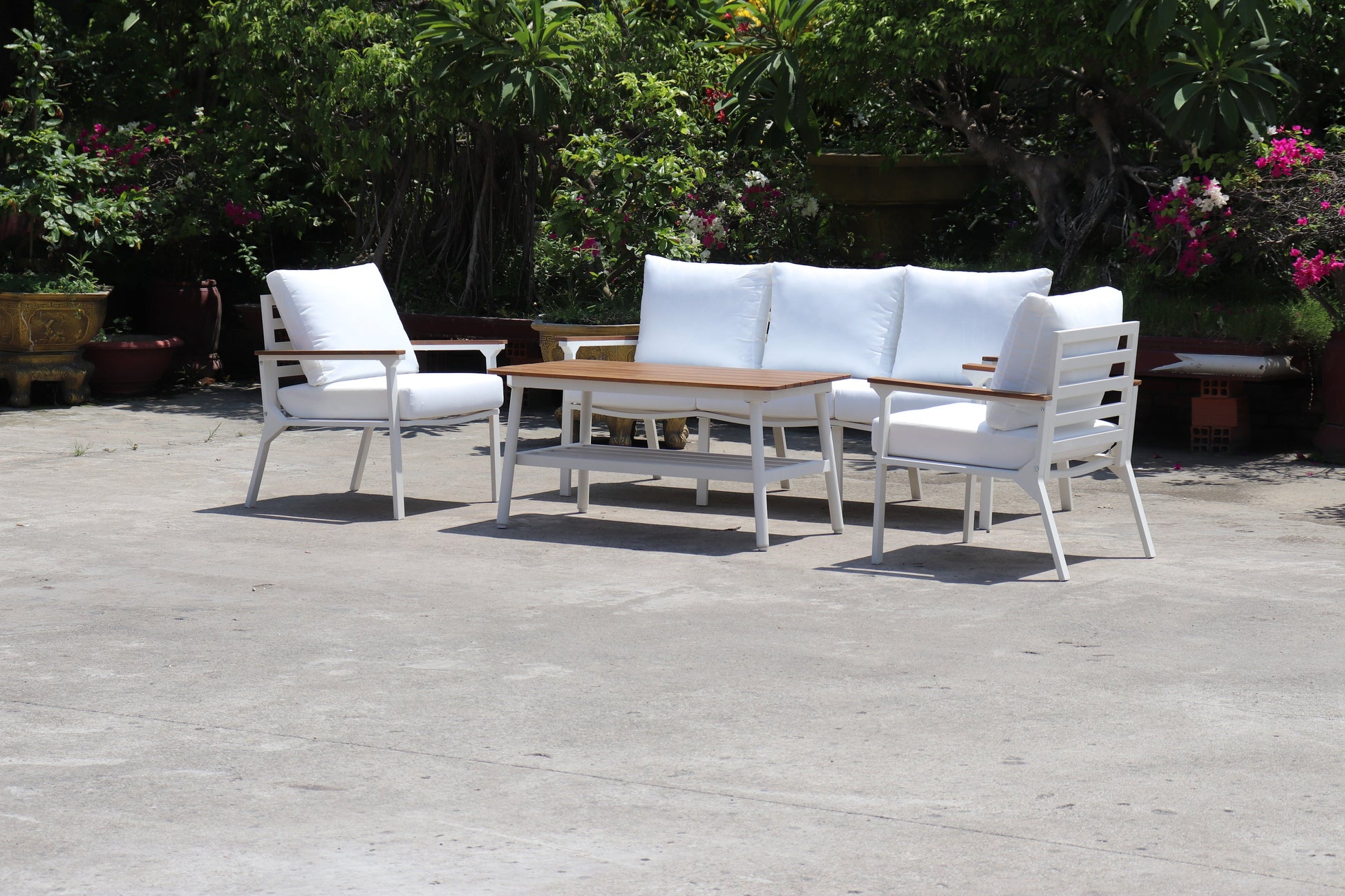 Zurich 4-Piece Aluminium Outdoor Lounge Setting — WHITE